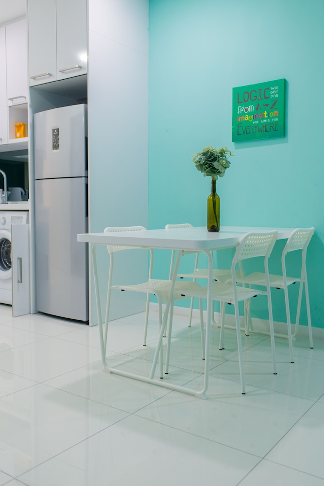 Mercu Summer Suites by Feel Homes