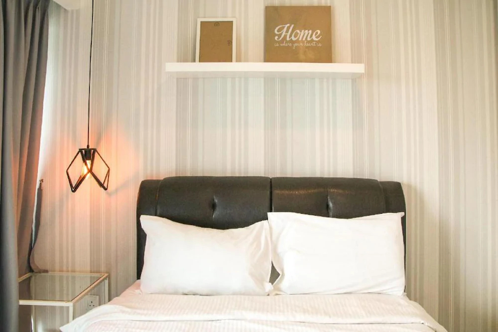 Mercu Summer Suites by Feel Homes
