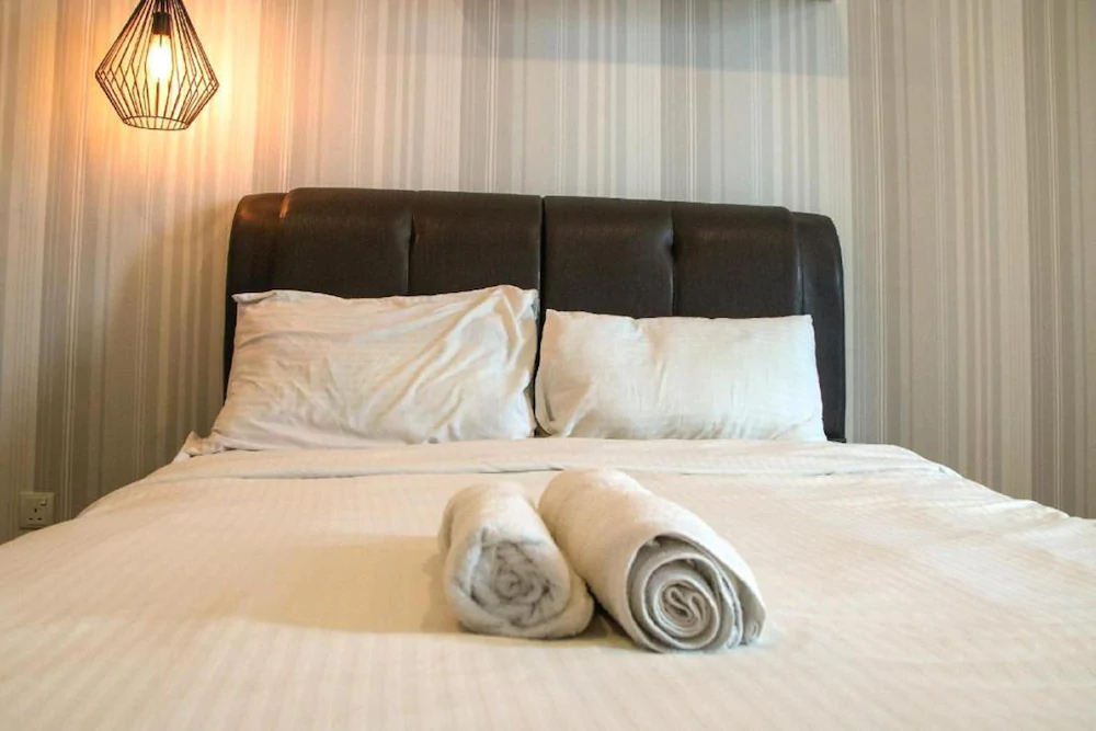 Mercu Summer Suites by Feel Homes