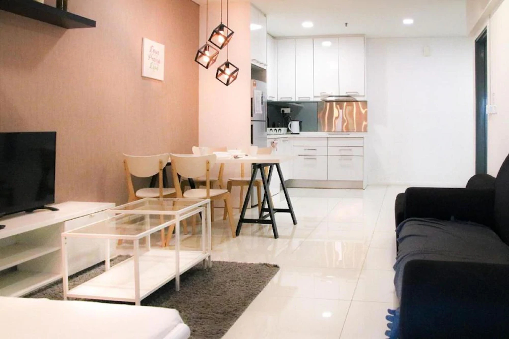 Mercu Summer Suites by Feel Homes