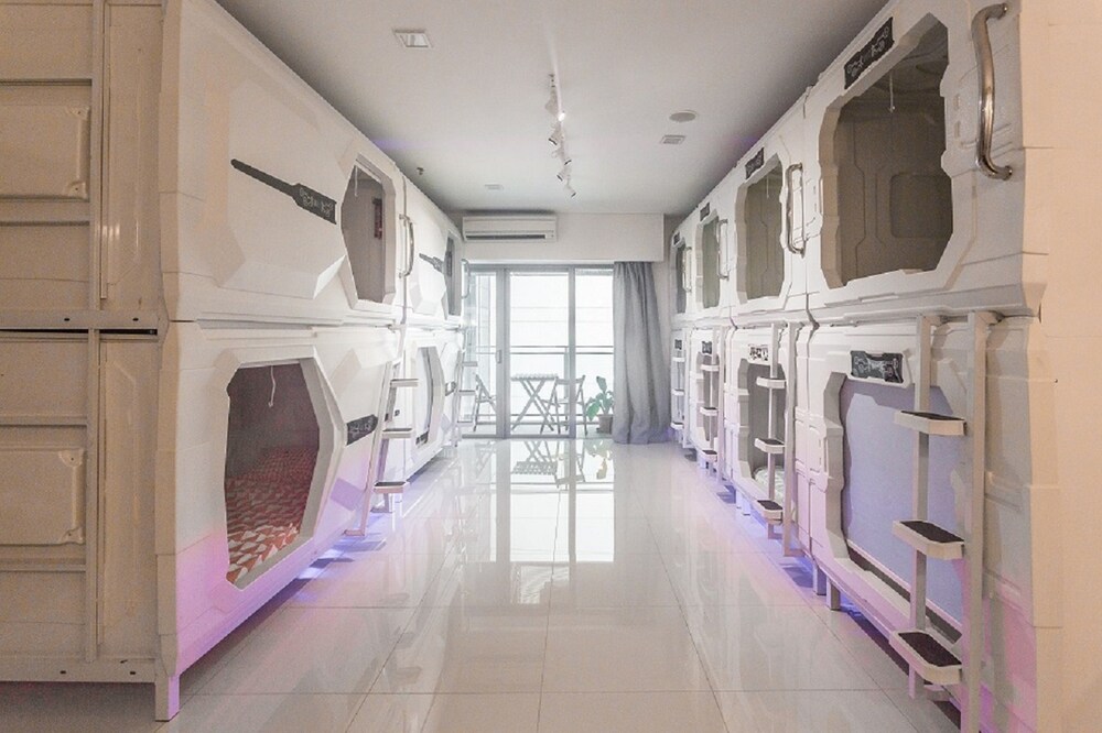 Mercu Summer Suites by Feel Homes