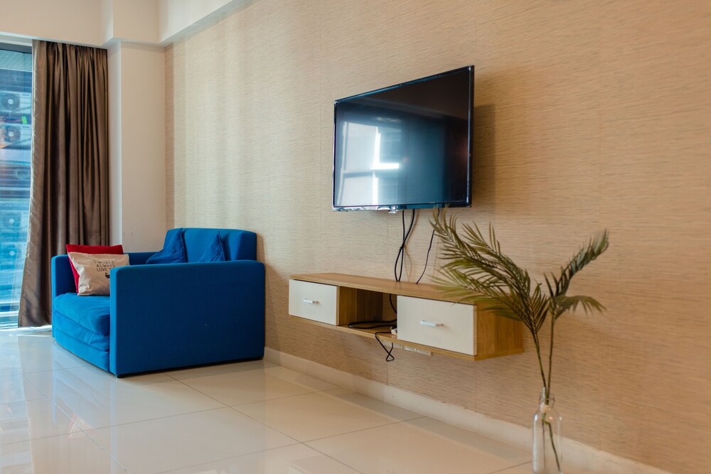 Mercu Summer Suites by Feel Homes