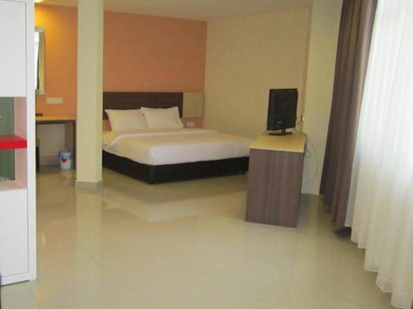 Mixx Hotel