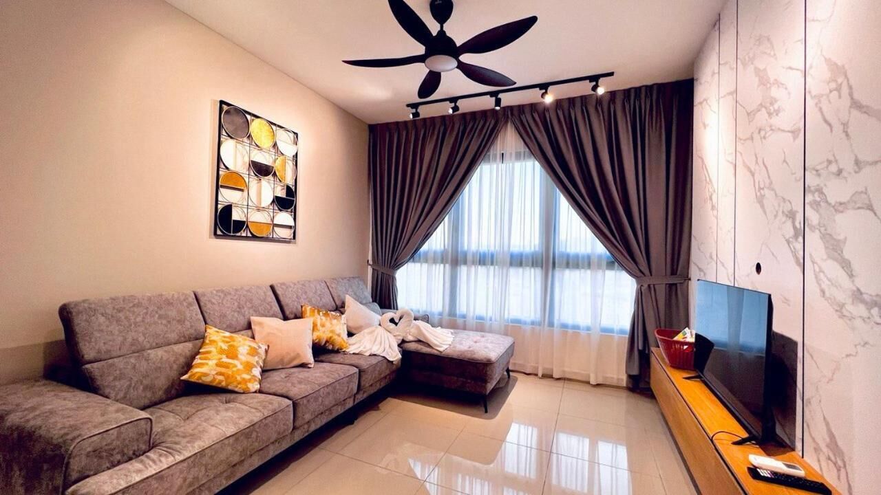 M Vertica Kl City By Smovf Bnb