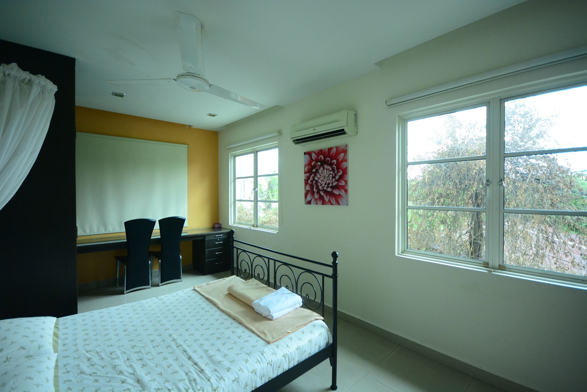 Pandora Spring Villa