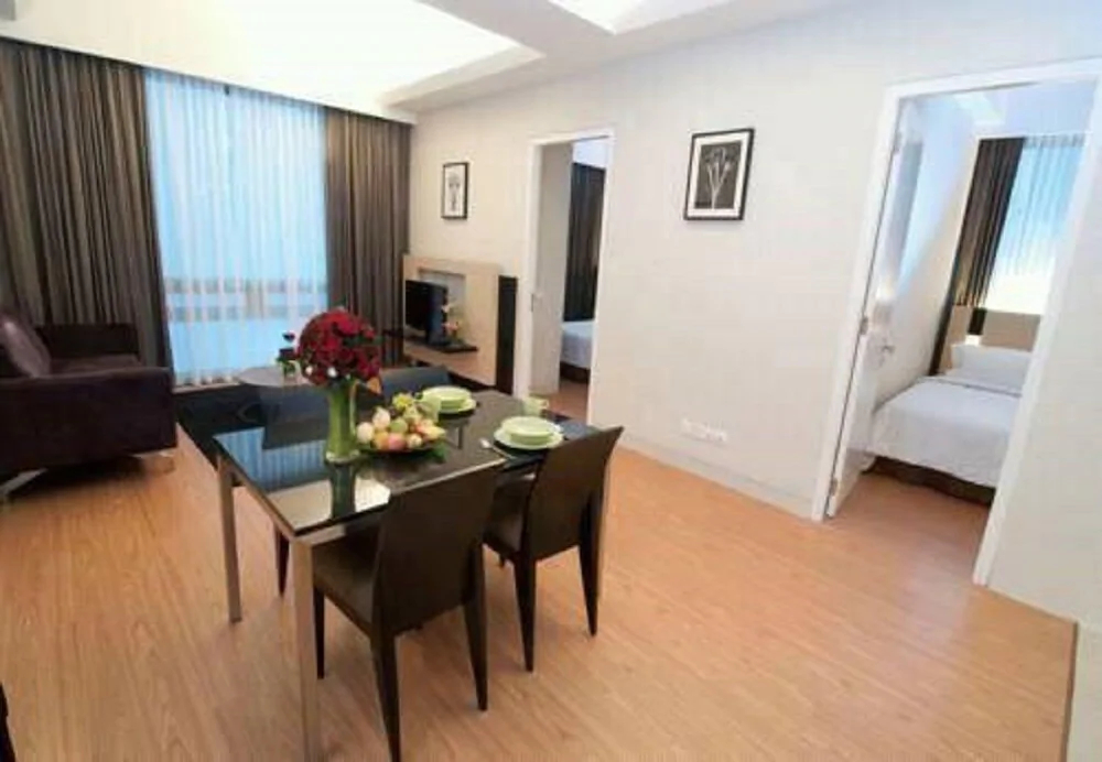 Pearl Suites Swiss Garden Residences