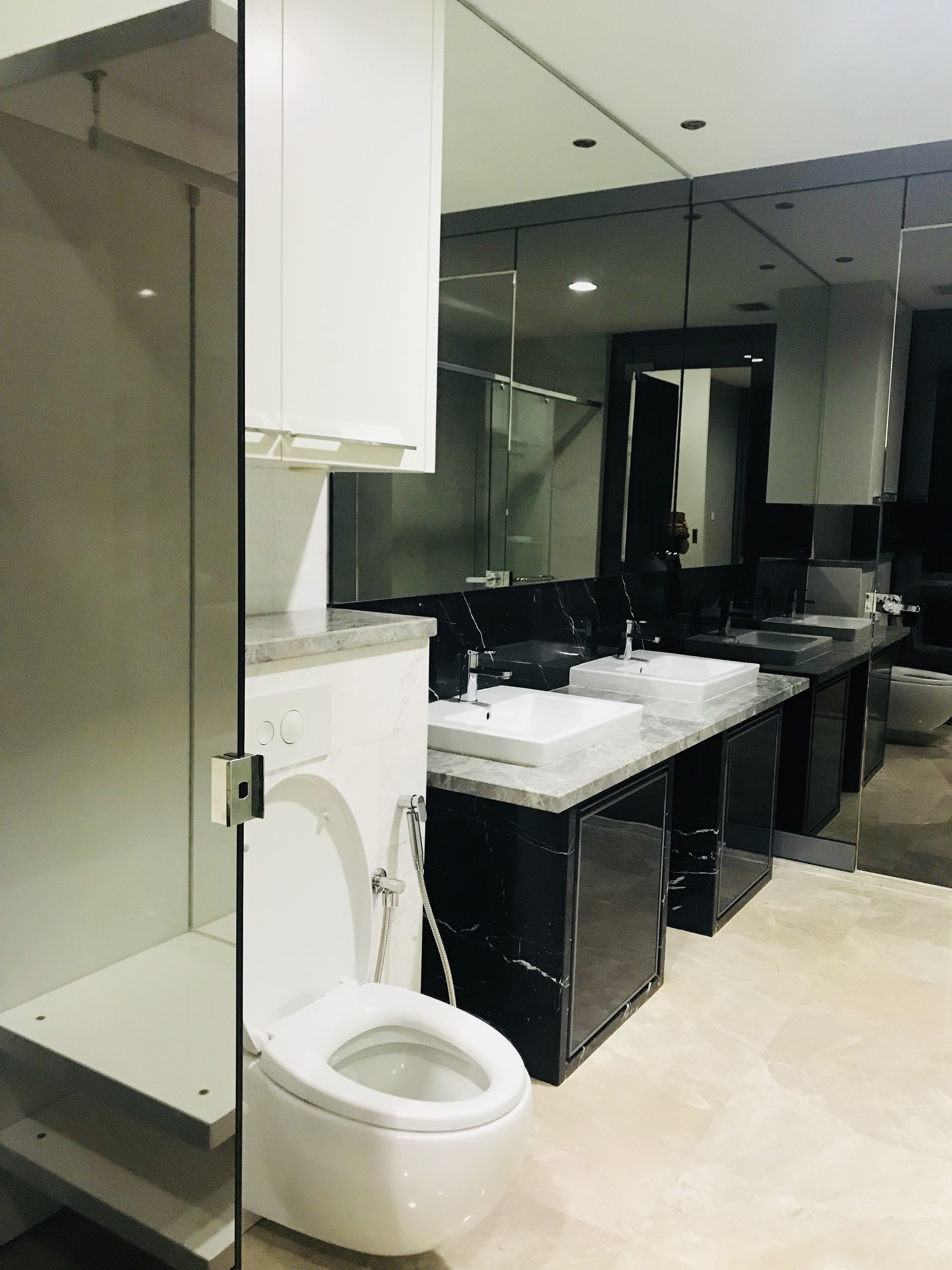 Platinum Suites by 7Stonez
