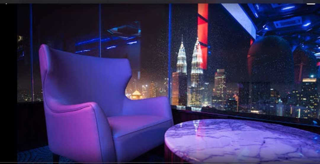 Platinum Suites by 7Stonez