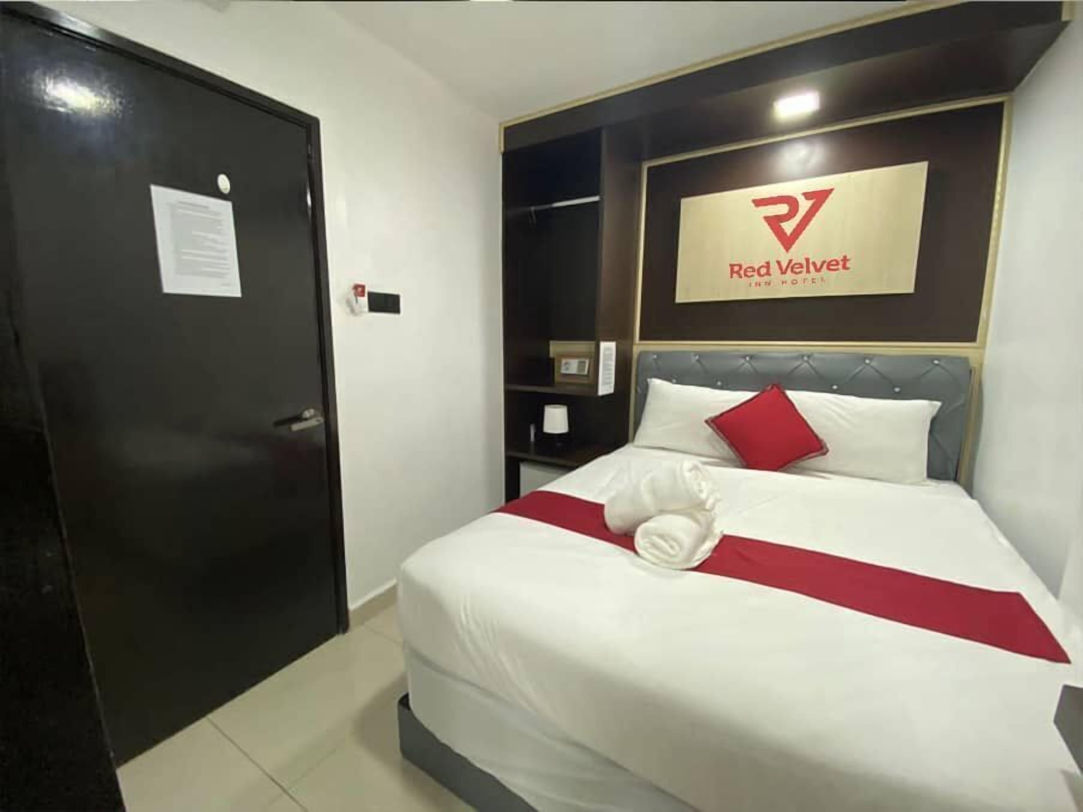 RedVelvetInnHotel