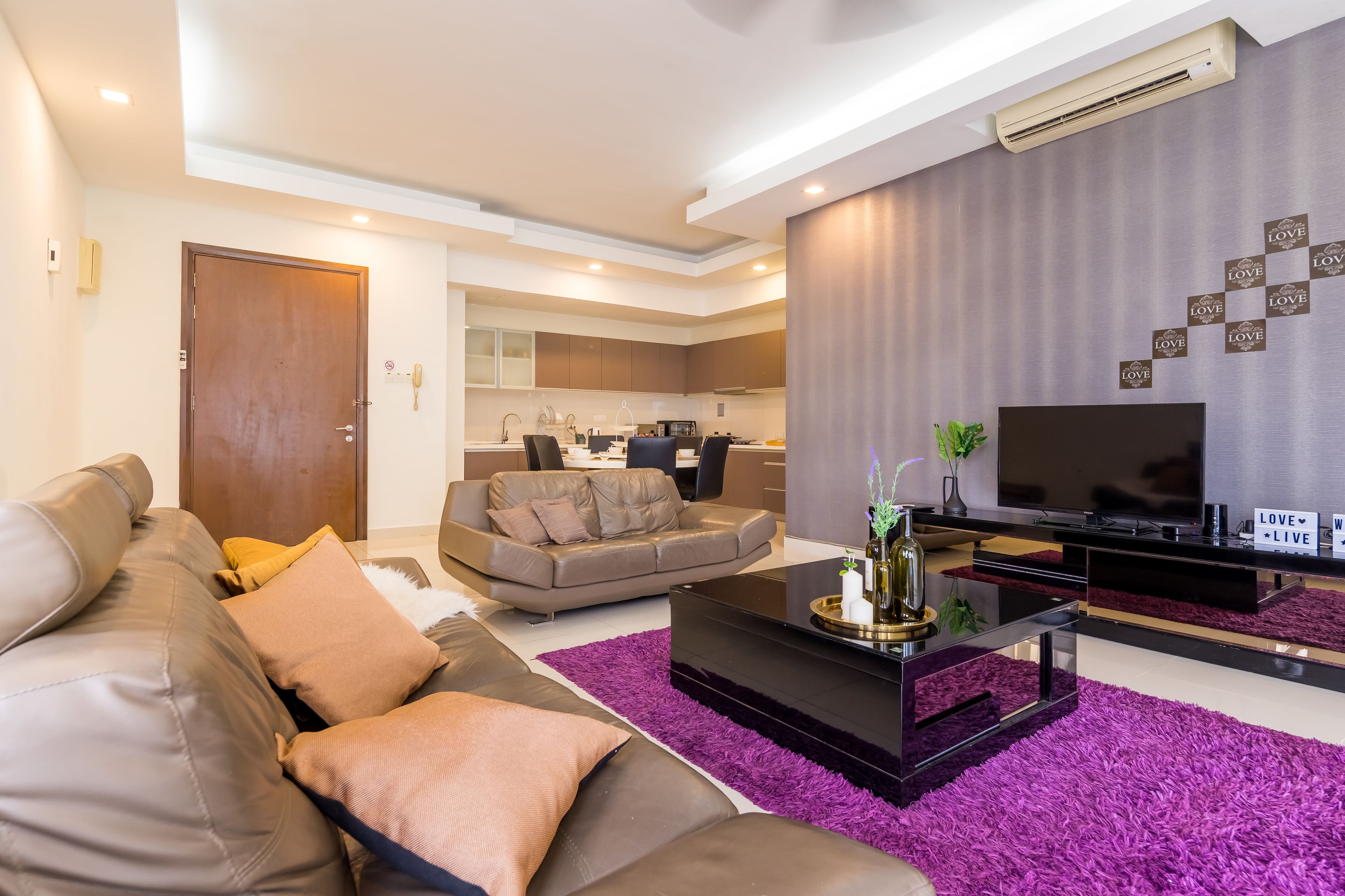 Regalia Residence Suite by Stay Hub