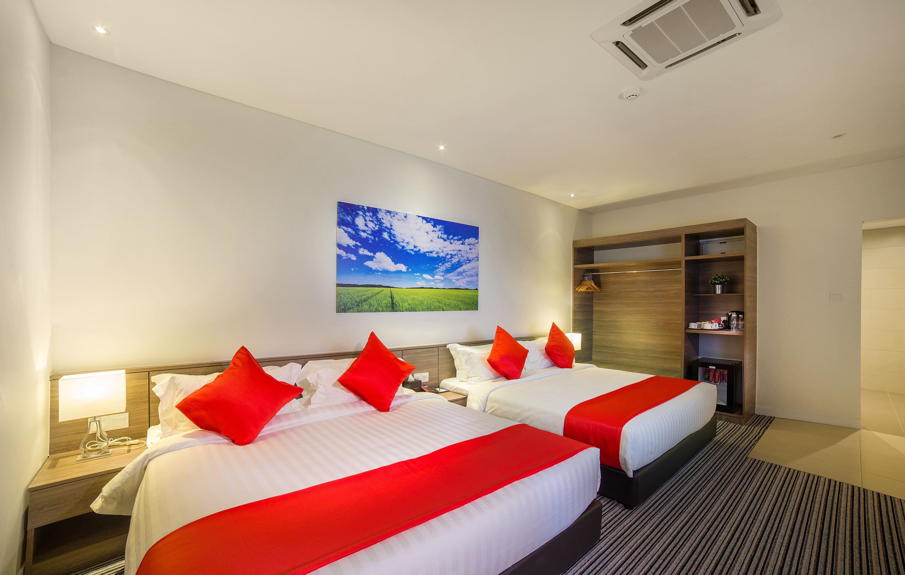 Riccarton Capsule Hotel