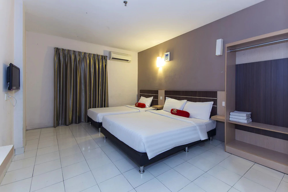 Seeds Hotel