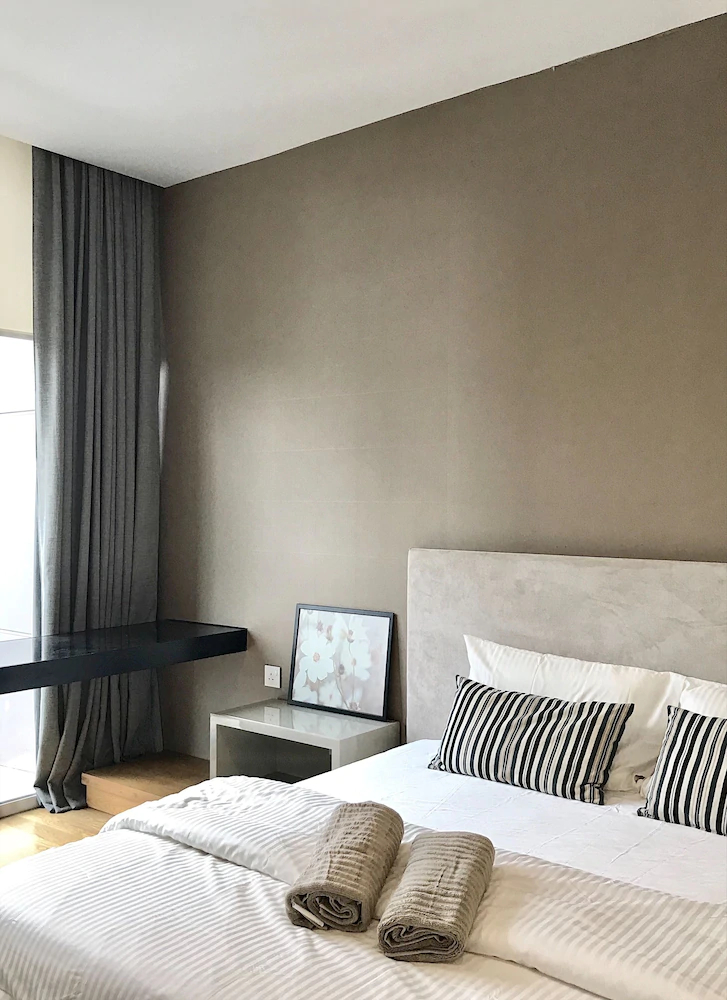 Sky View Platinum Suit