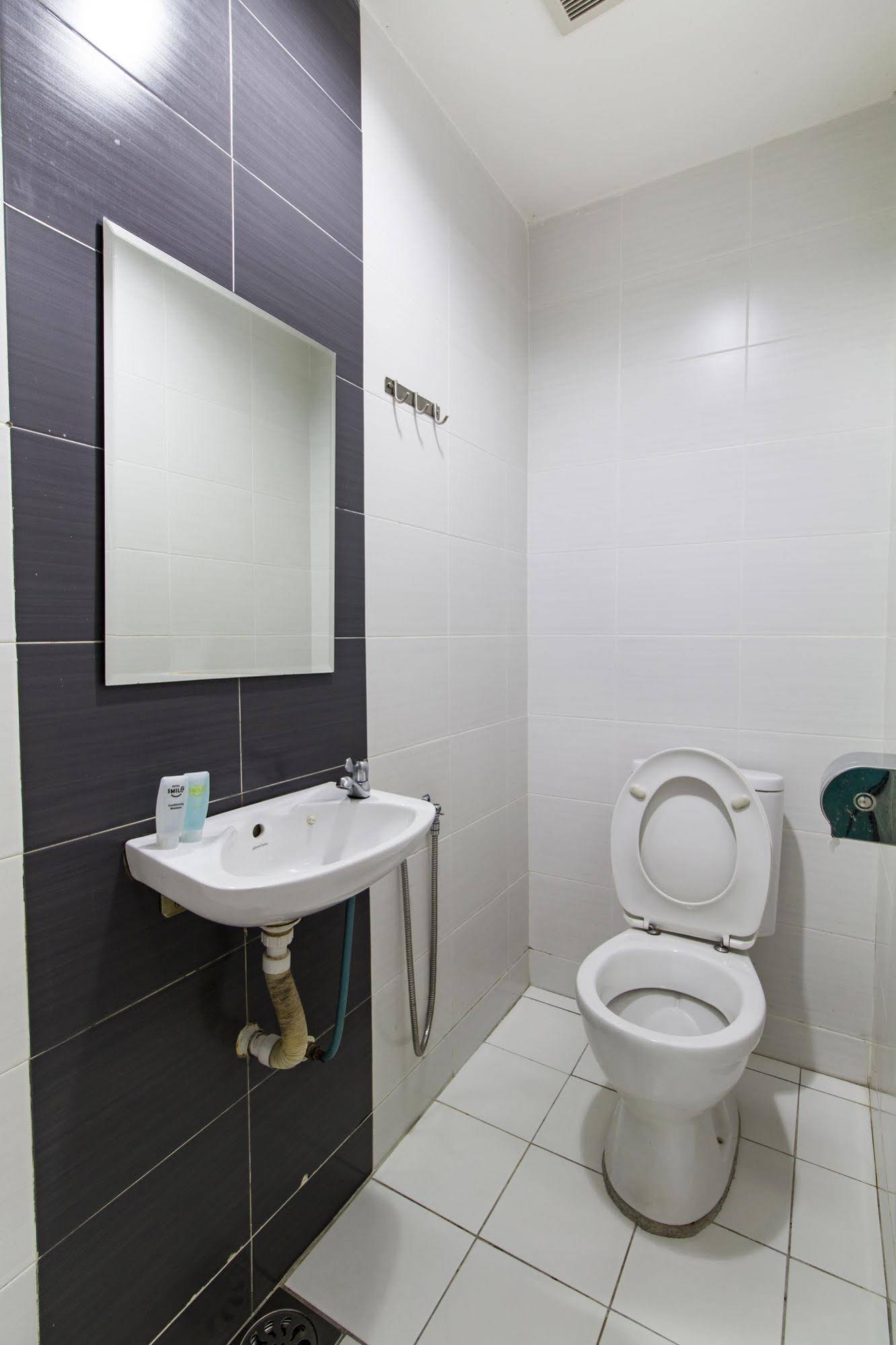Smile Hotel Wangsa Maju