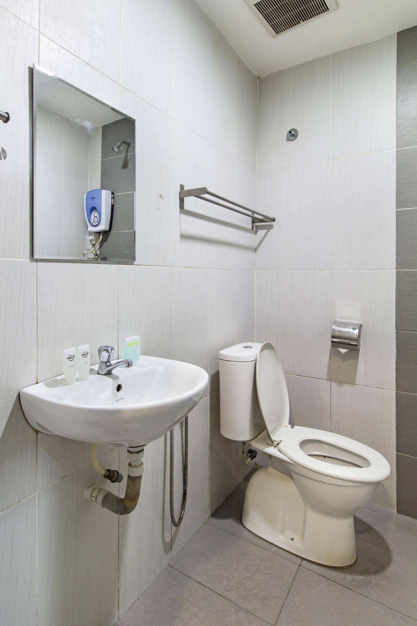 Smile Hotel Wangsa Maju