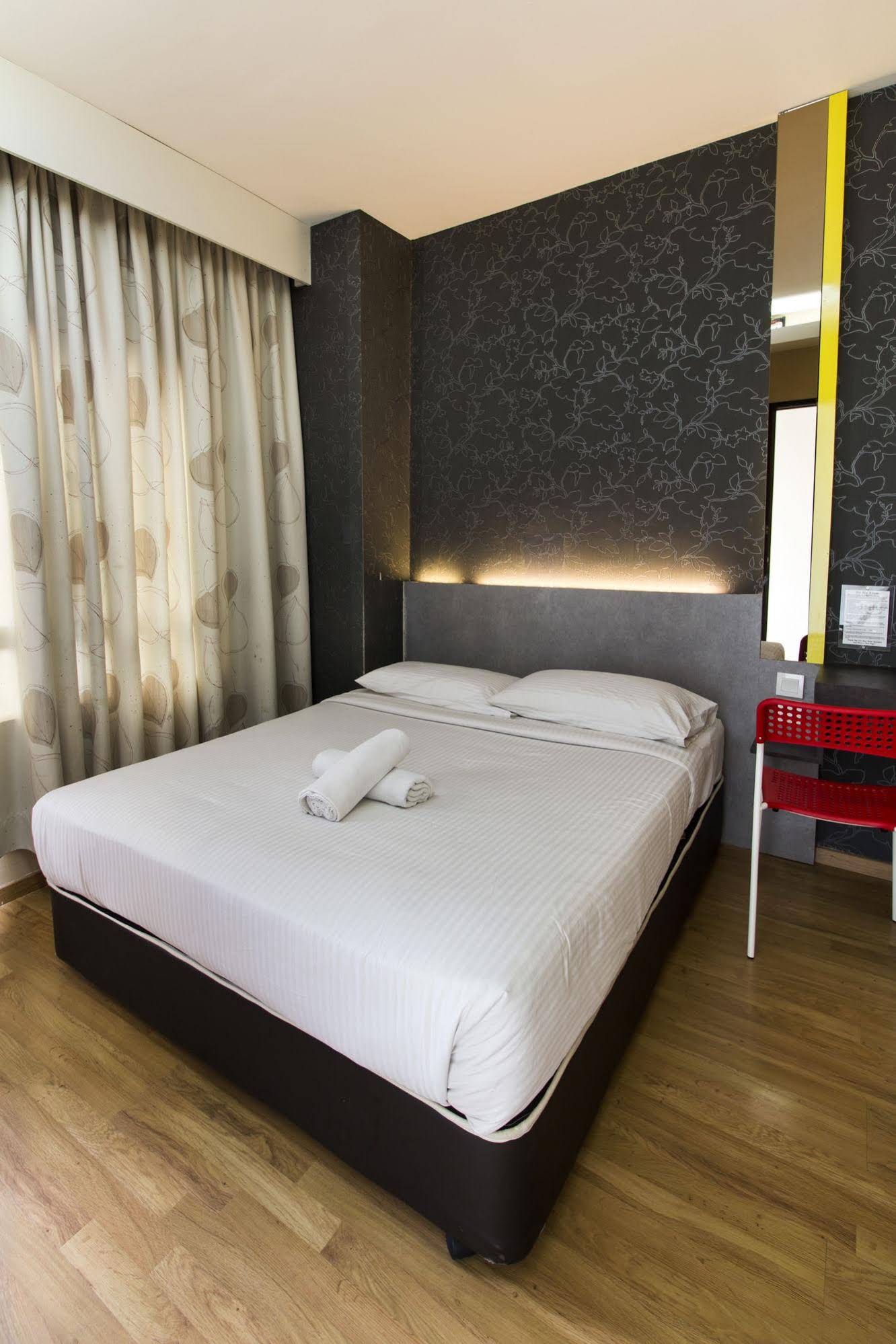 Smile Hotel Wangsa Maju