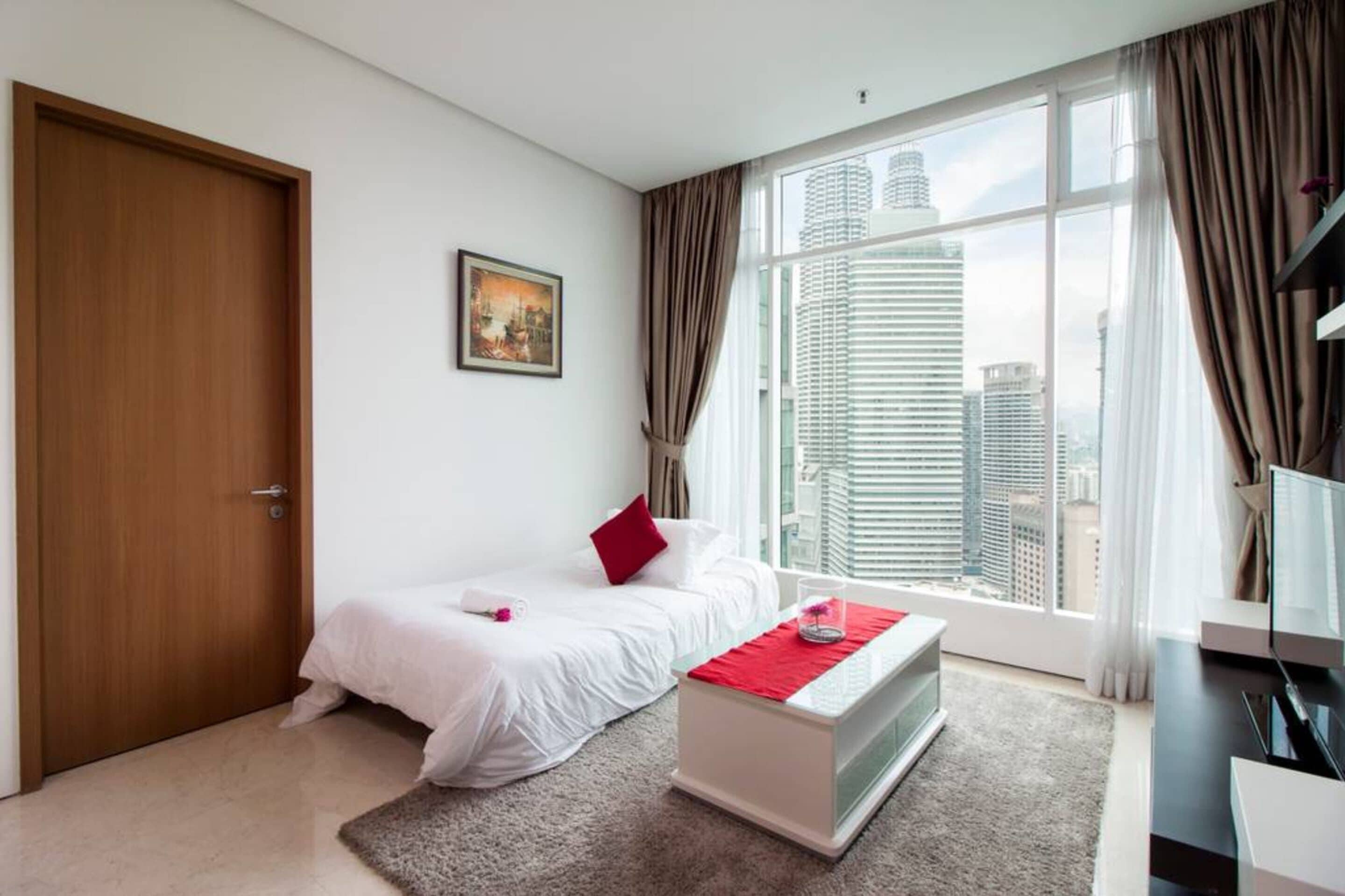 Soho Suites KLCC by Plush