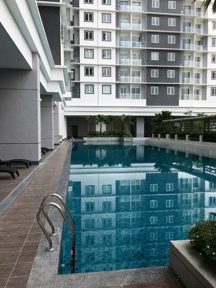 South Bank Mid Valley