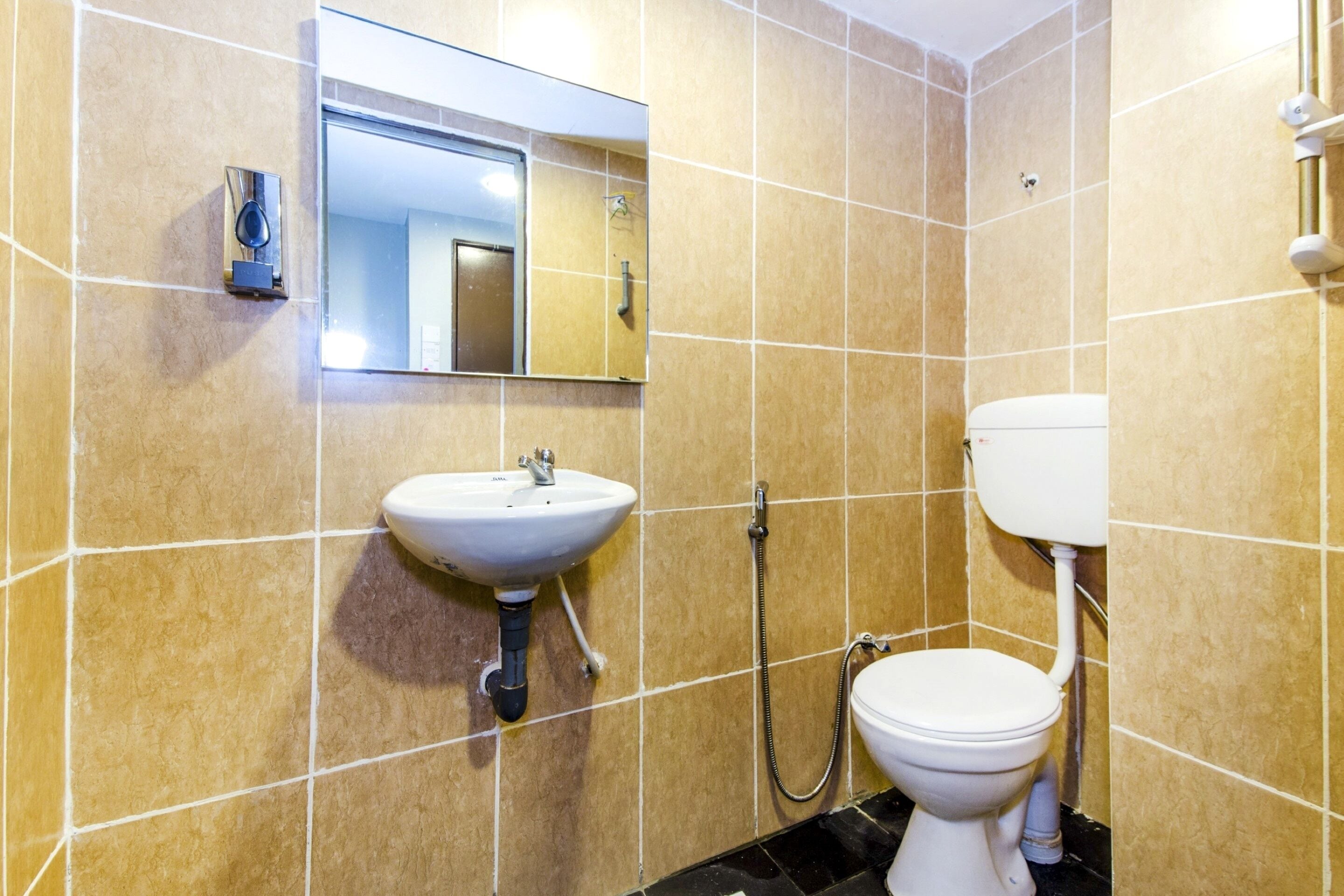 Sri Rampai Hotel By Oyo Rooms