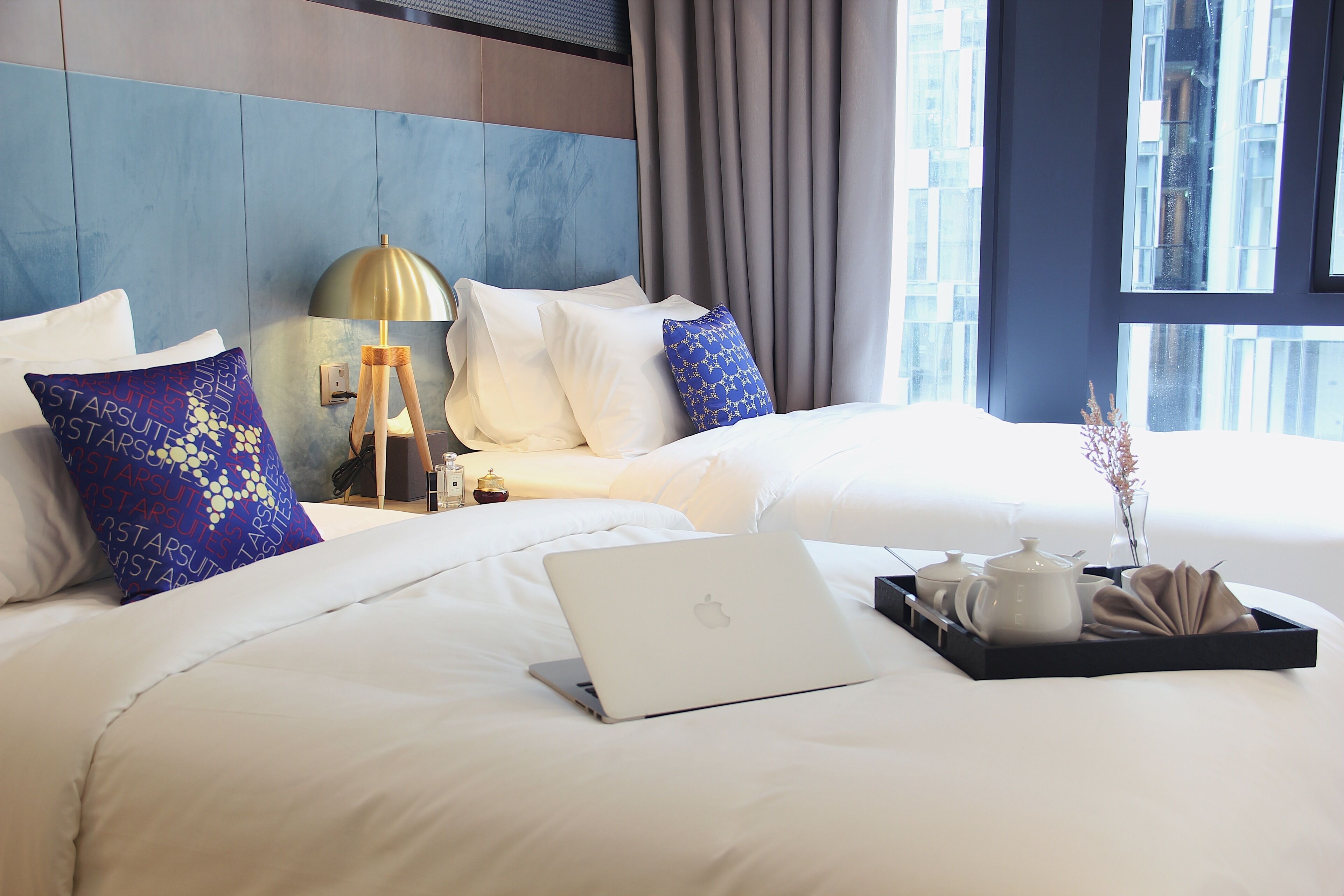 Star Suites