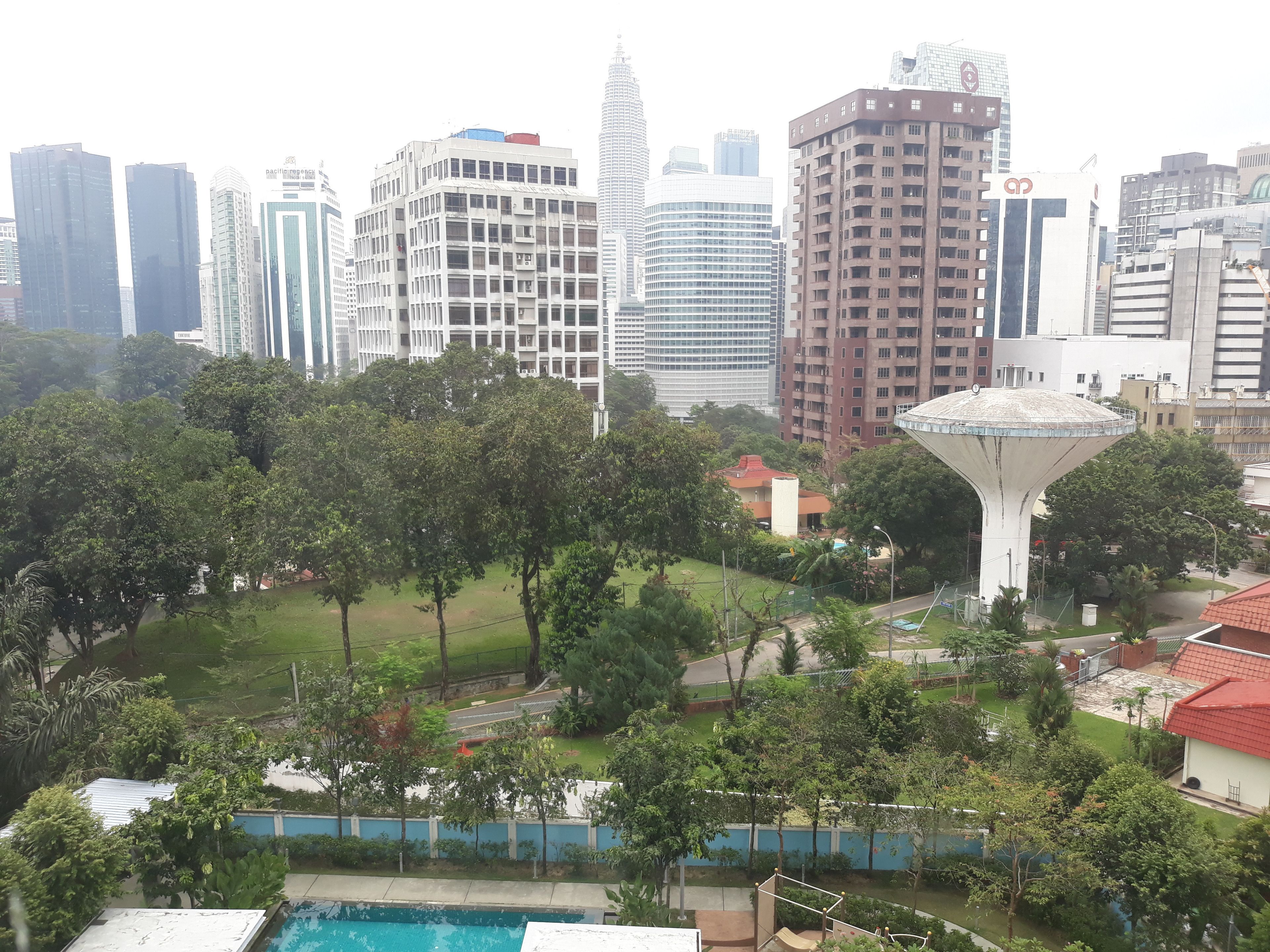 Suasana Bukit Ceylon