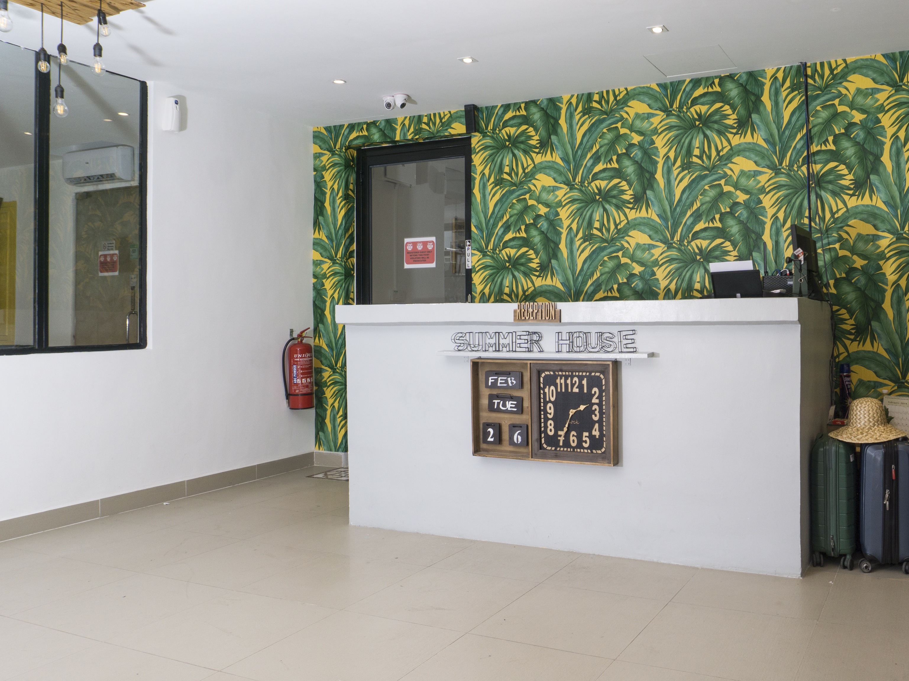 Summer House Bed & Cafe By OYO Rooms