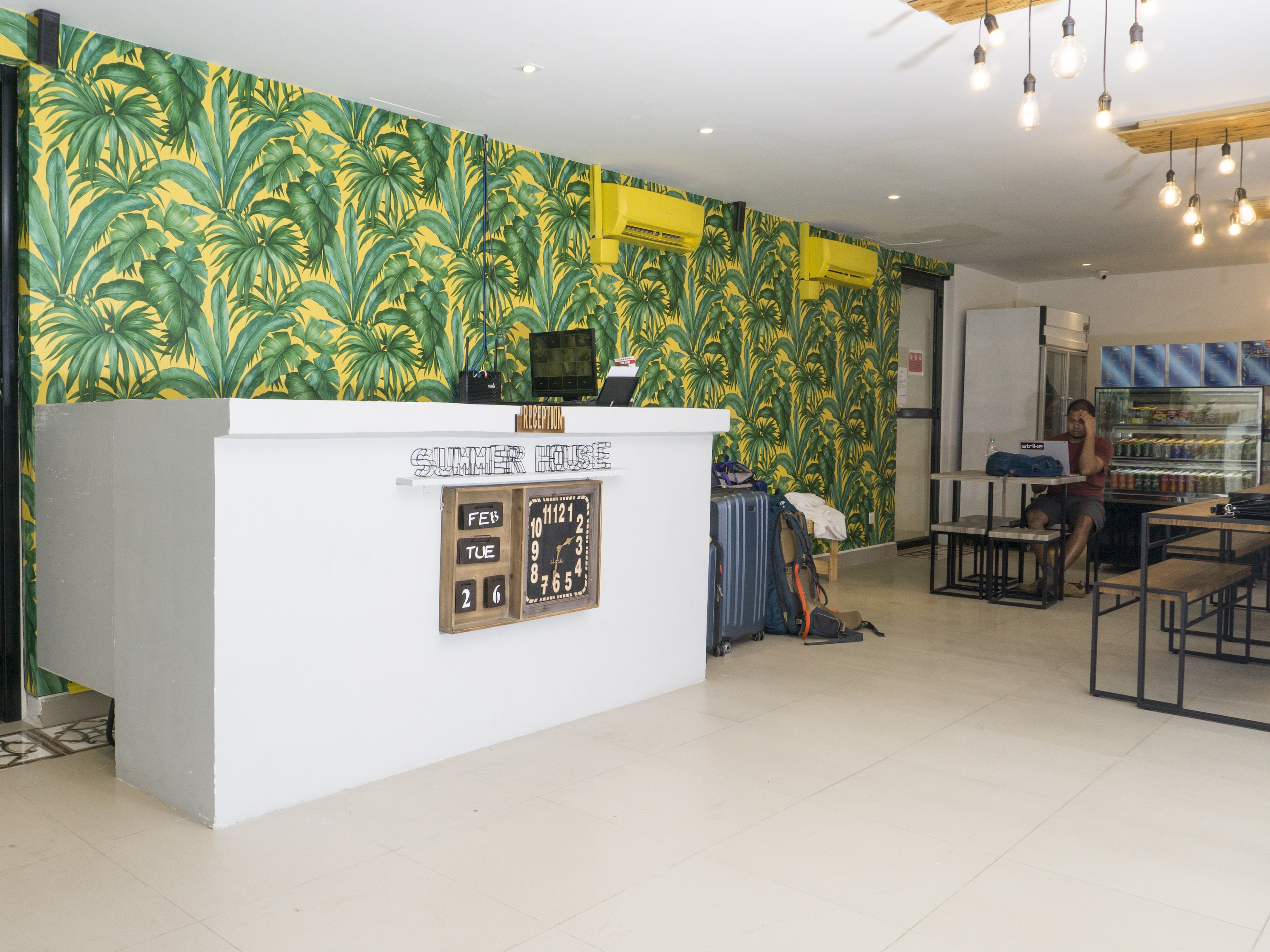 Summer House Bed & Cafe By OYO Rooms