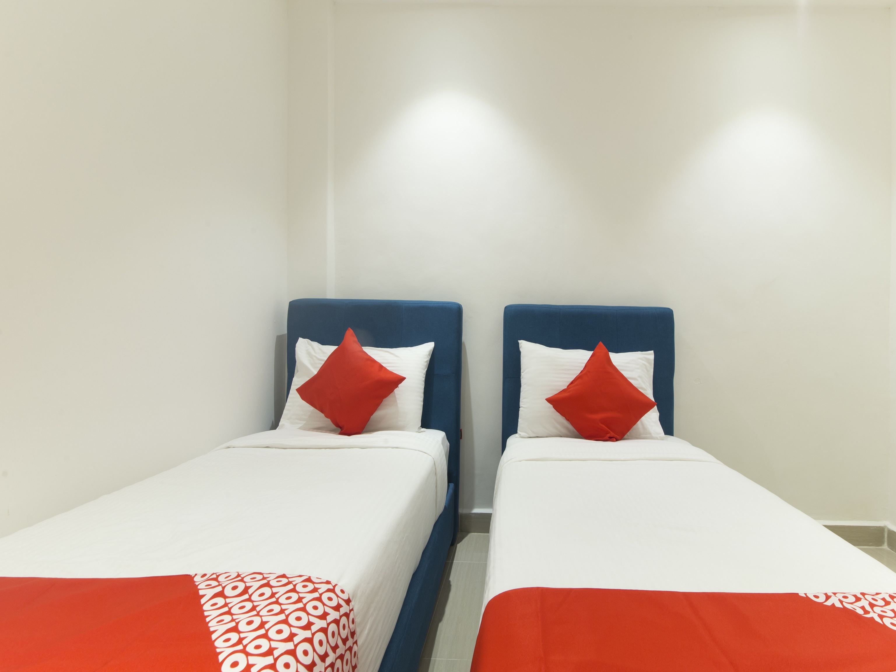 Summer House Bed & Cafe By OYO Rooms