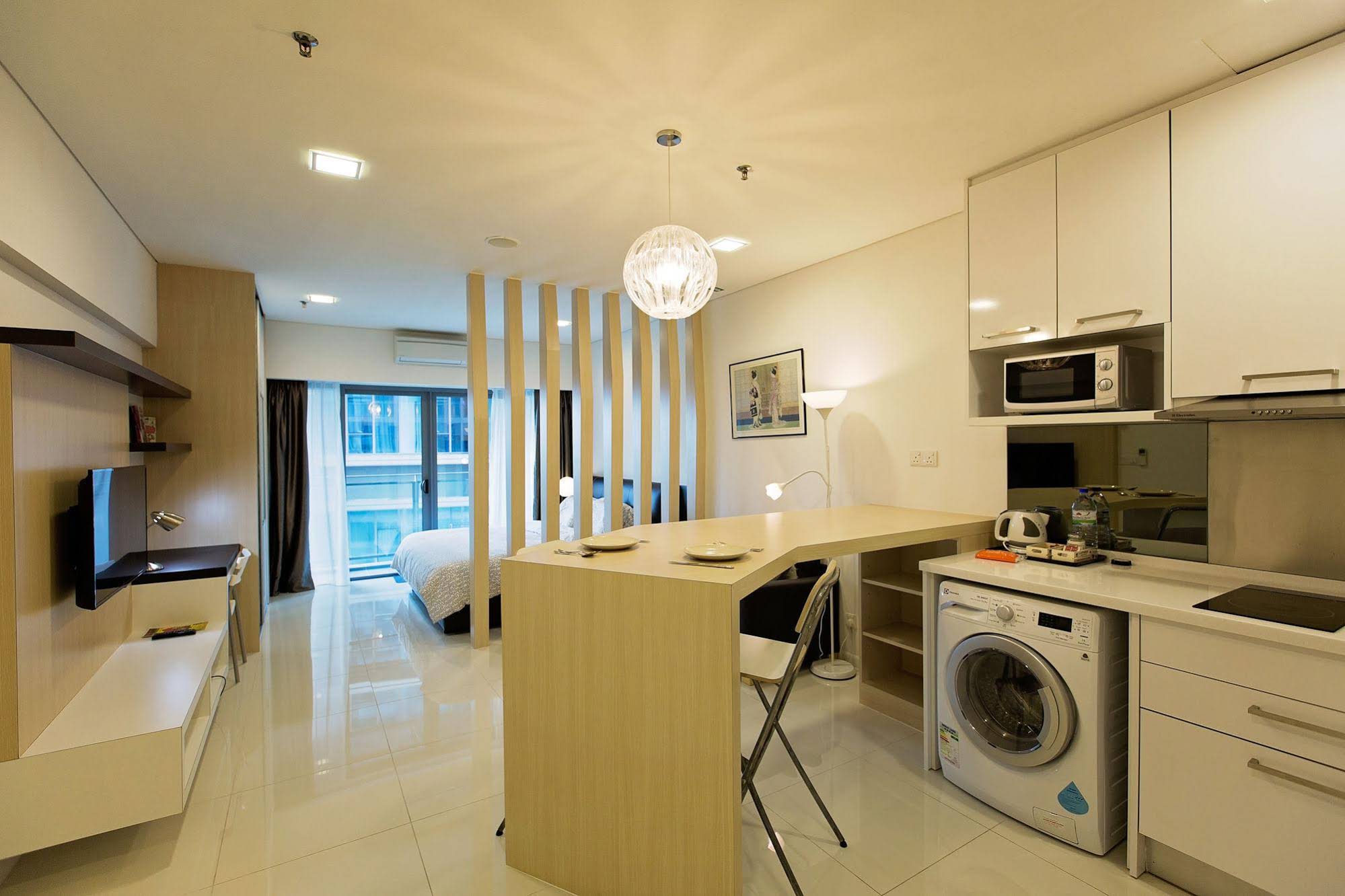 Summer Suites Bernice