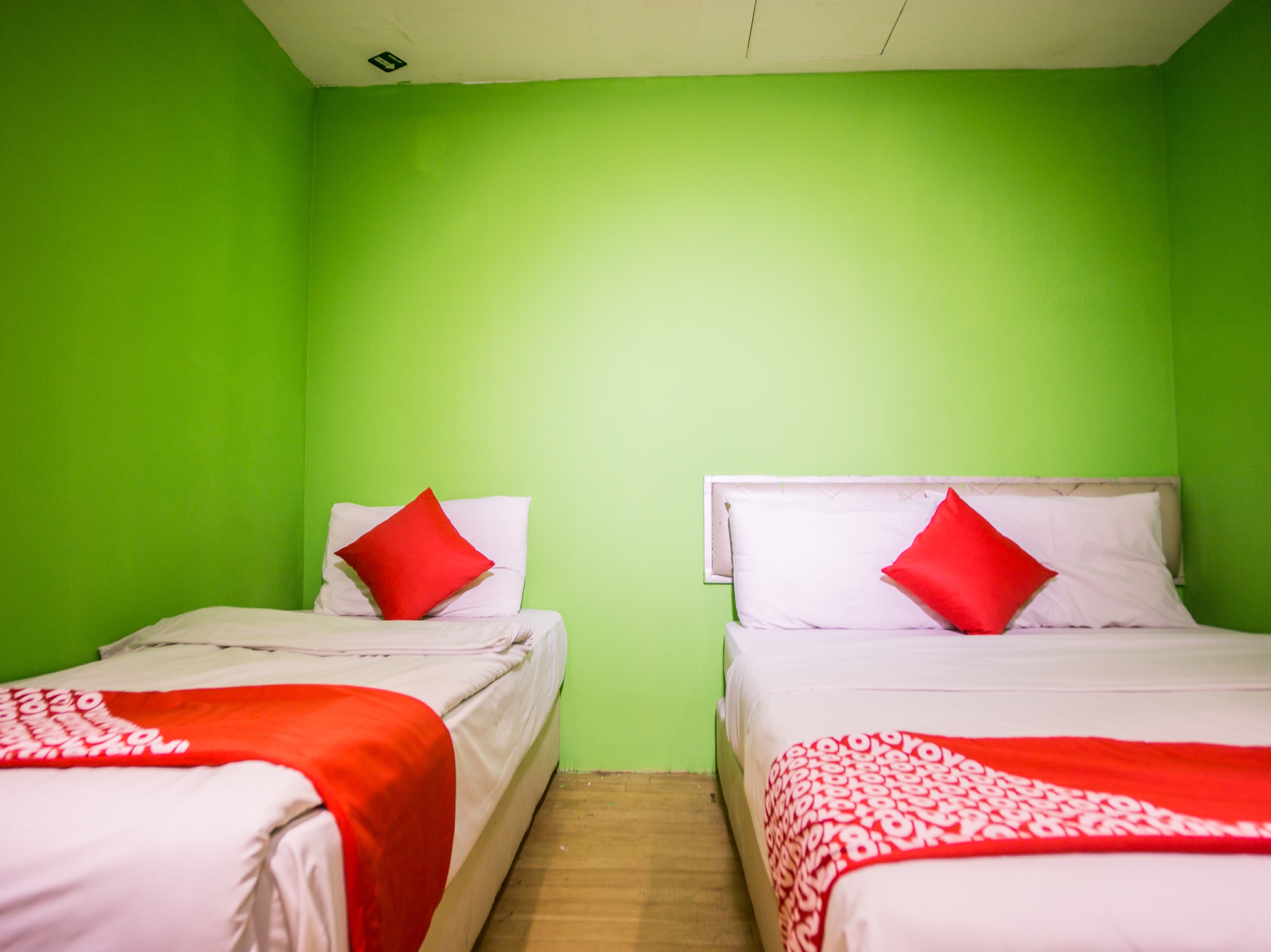 The Green Hotel Cheras Maluri by OYO Rooms