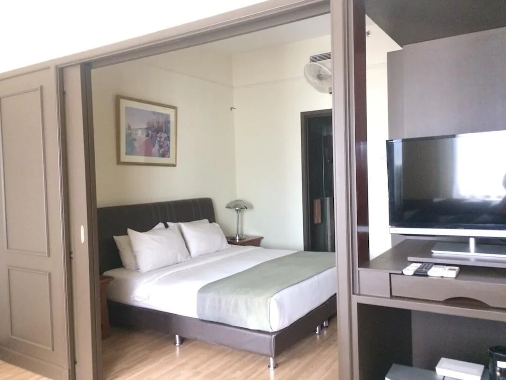 Times Square Residences by LAD