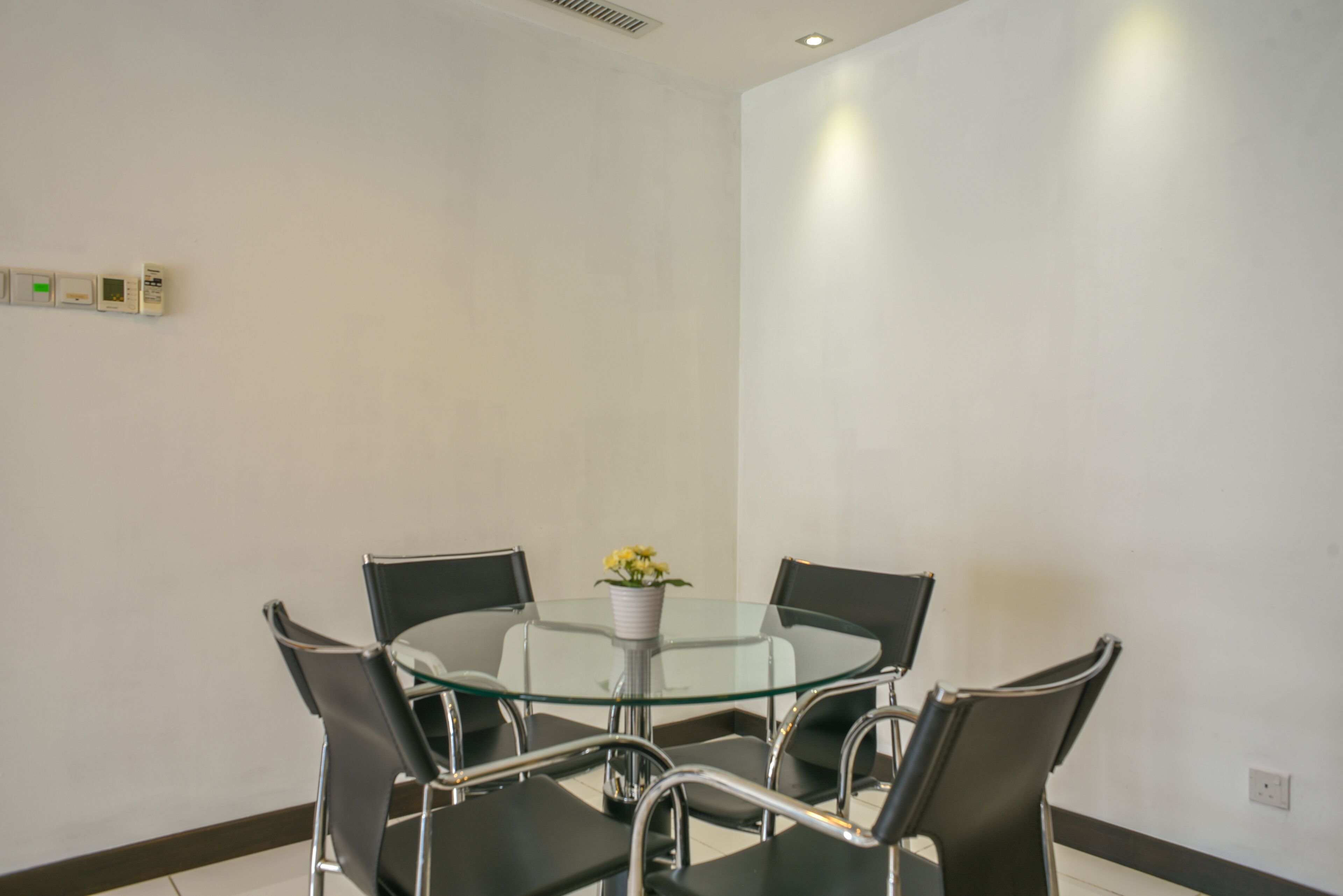 Yelloduck Rooms & Apartments @ Casa Residency