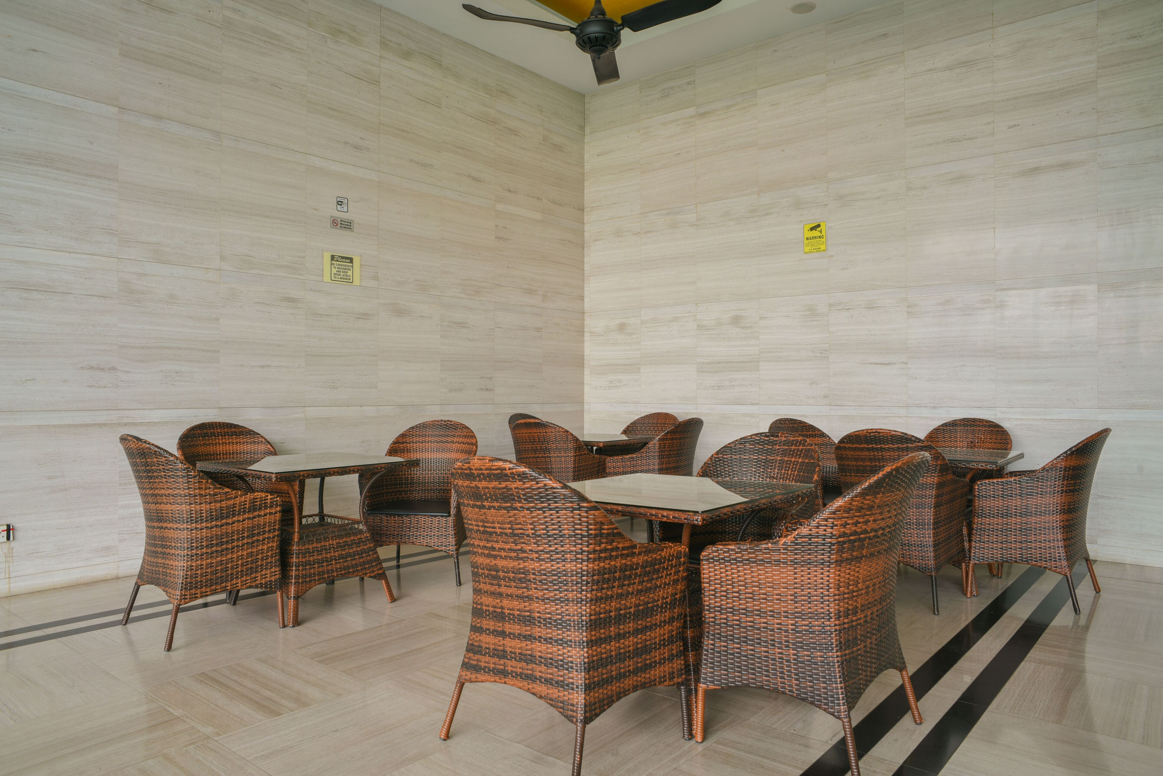 Yelloduck Rooms & Apartments @ Casa Residency