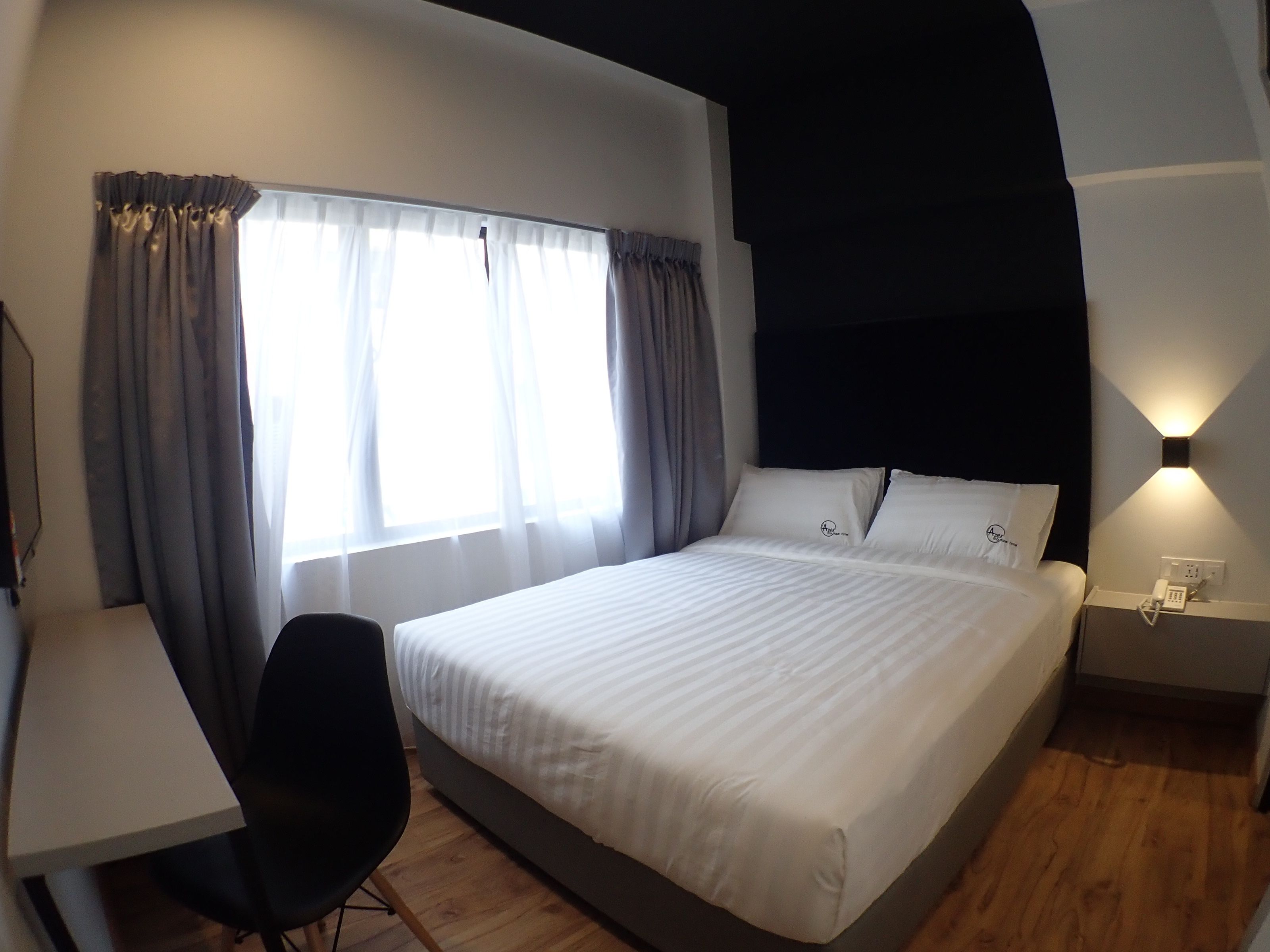 Apex Boutique Hotel