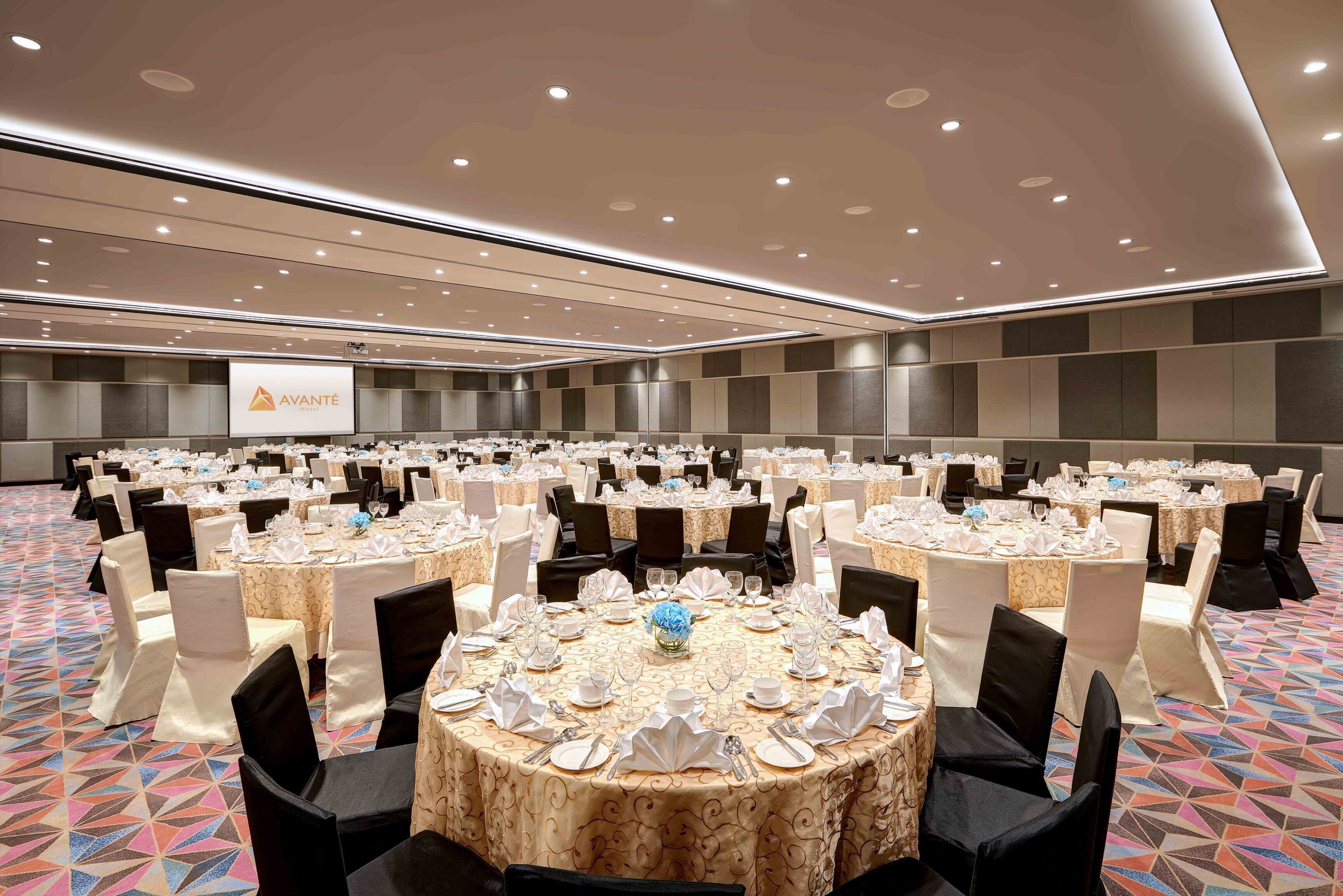 M World Hotel