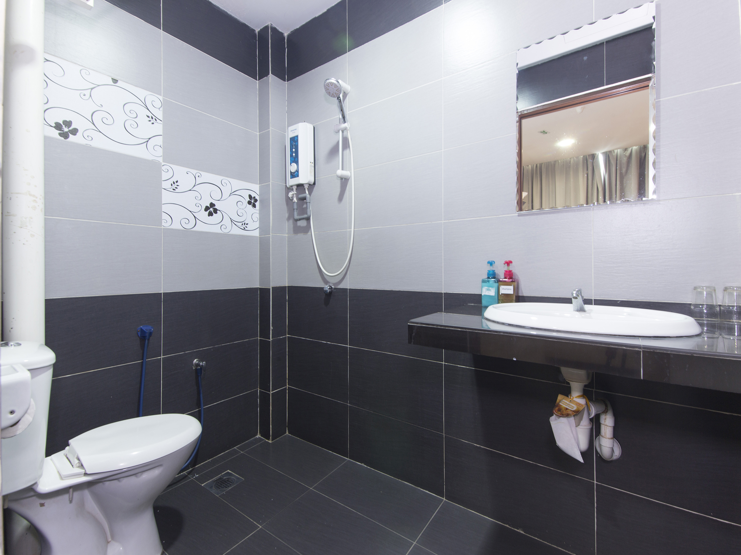 City Boutique Kuchai Lama by OYO Rooms