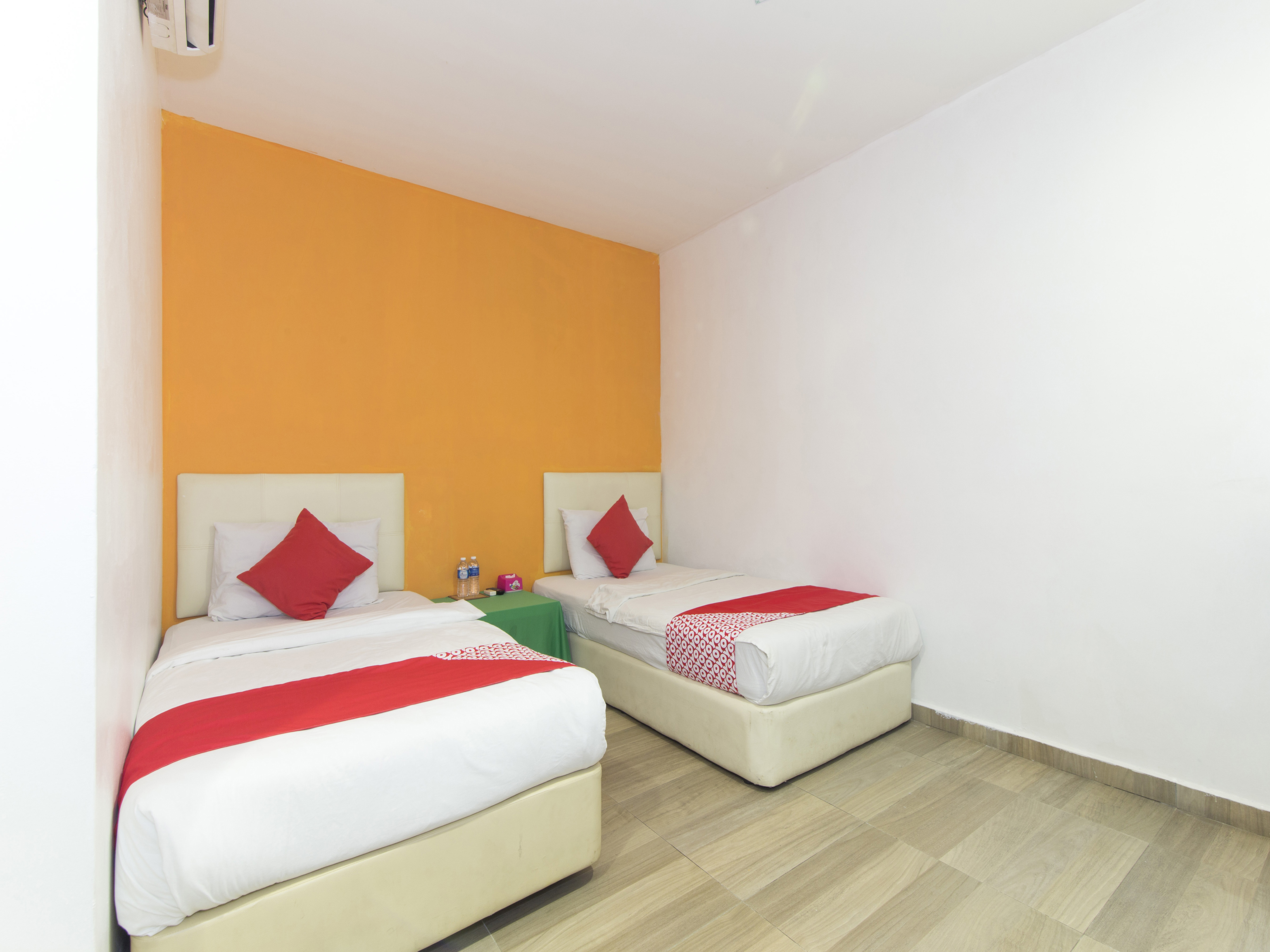 City Boutique Kuchai Lama by OYO Rooms