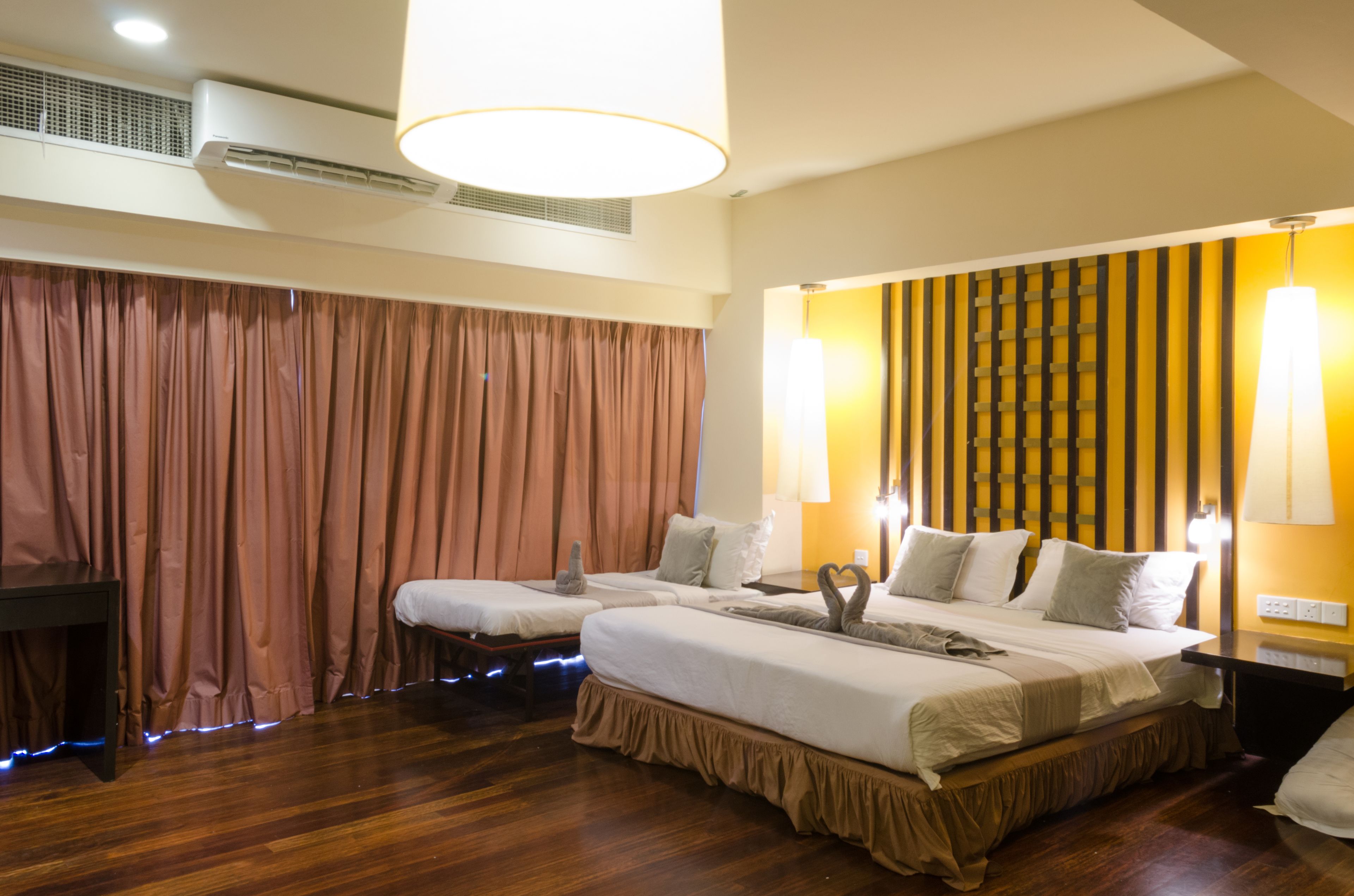 GM Hotel Grand Moments