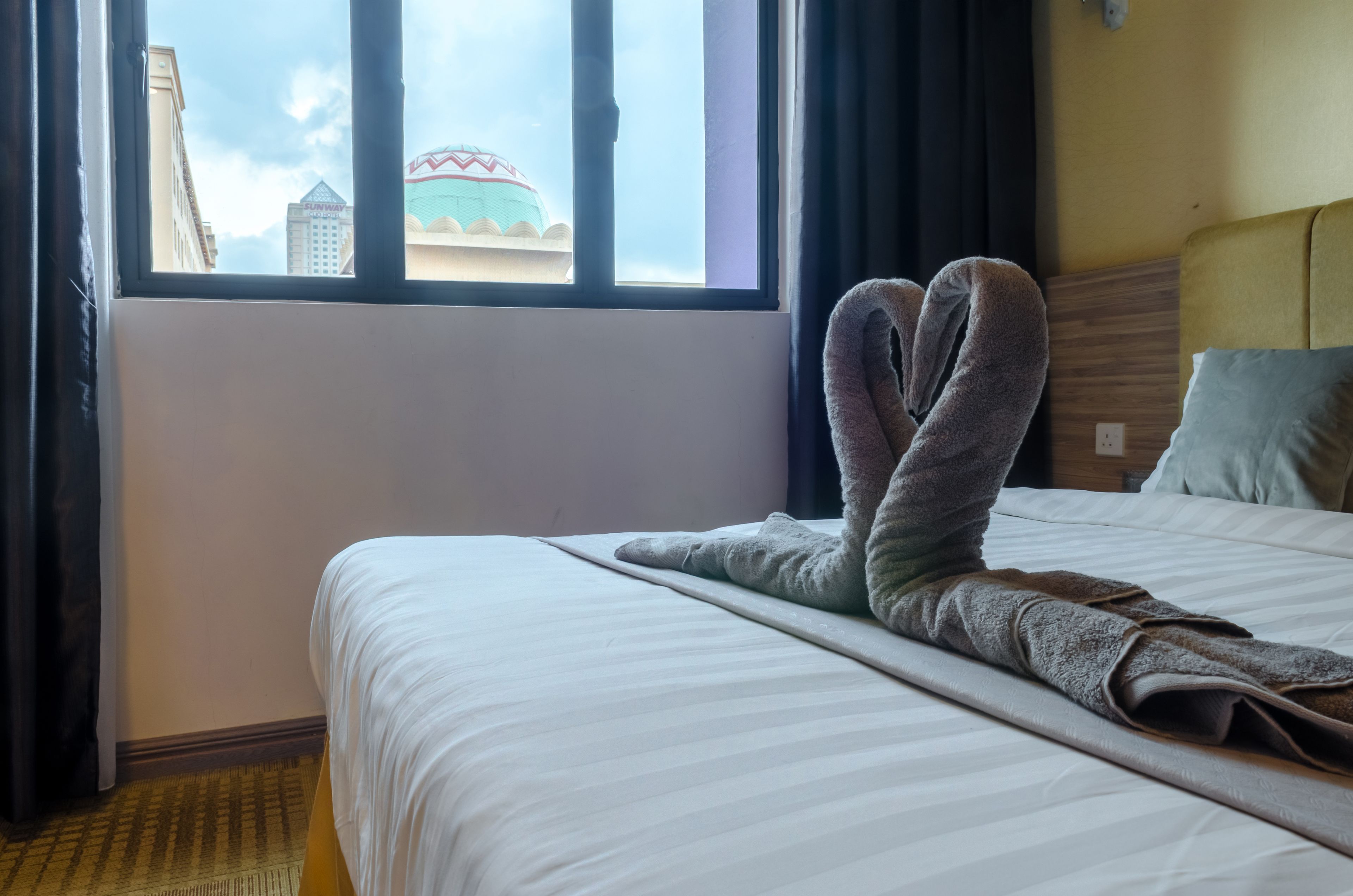 GM Hotel Grand Moments