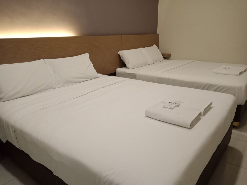 Harbour Hotel