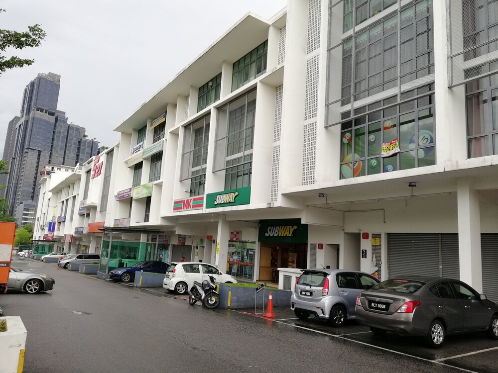 Harbour Hotel