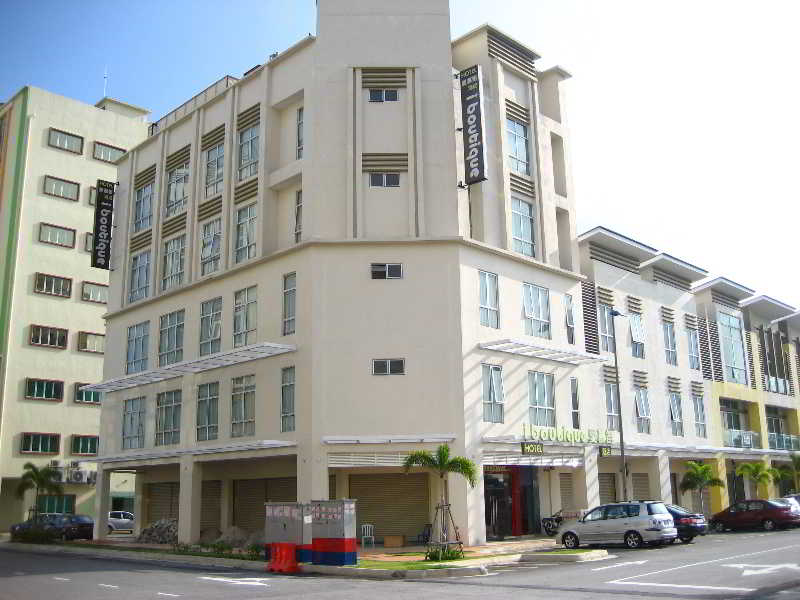 OYO 331 i Boutique Hotel