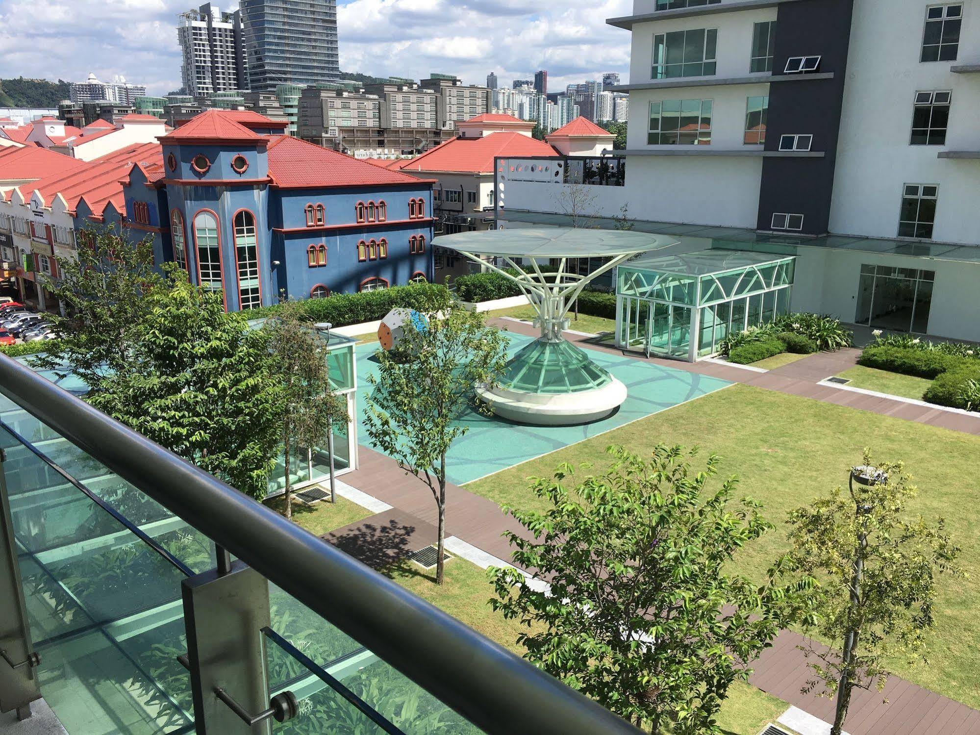 Nexis Suites
