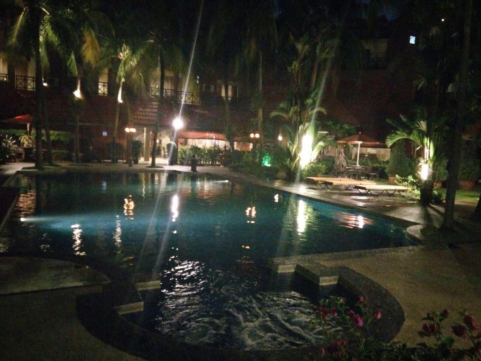 Shah's Village Hotel