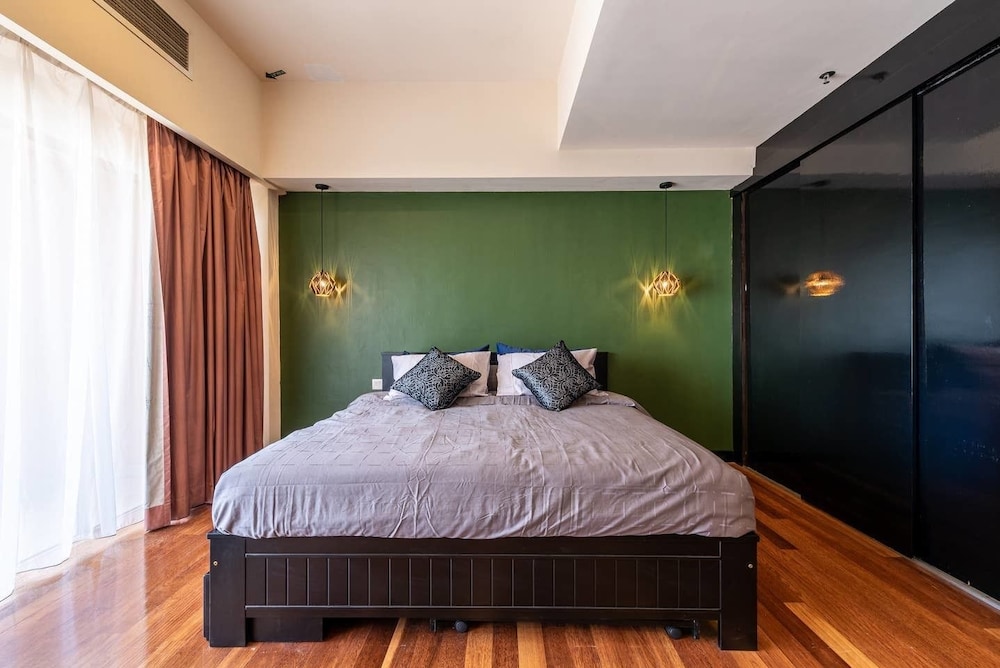 Sunway Pyramid Home Stay Link to Shopping Mall Theme Park