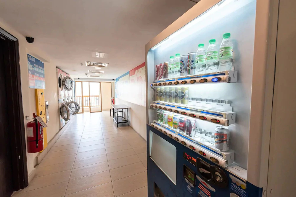 Sunway Pyramid Home Stay Link to Shopping Mall Theme Park