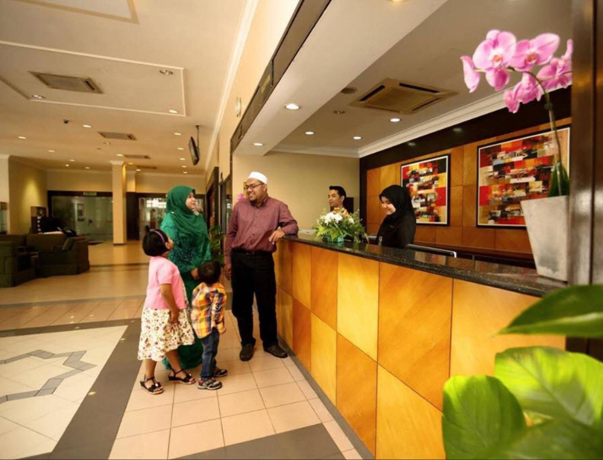 TH Hotel Kelana Jaya
