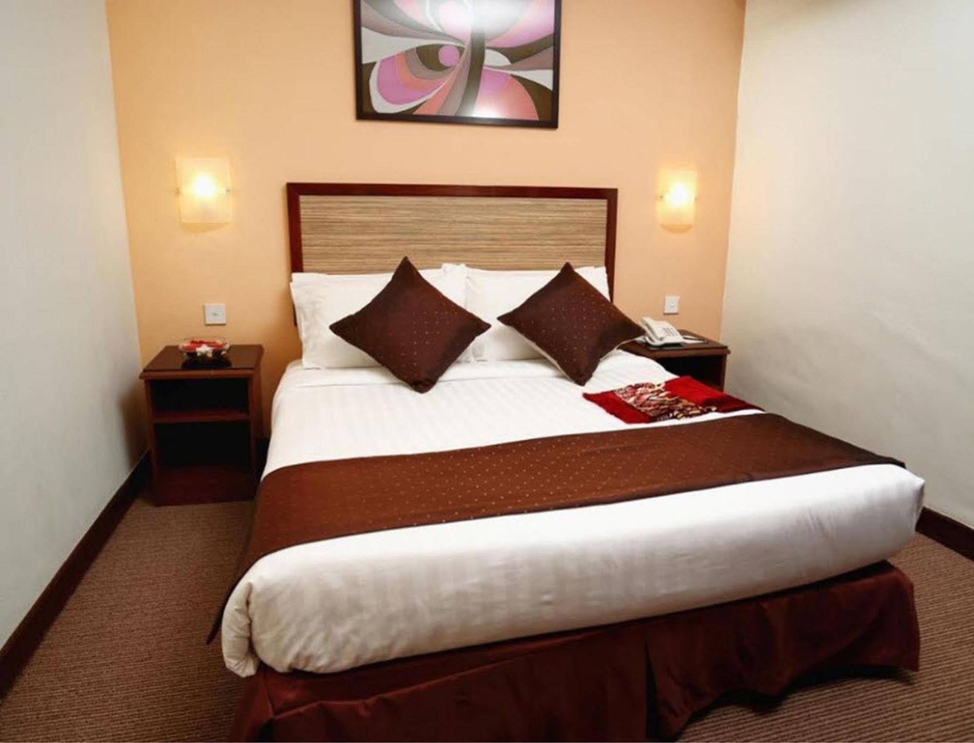 TH Hotel Kelana Jaya