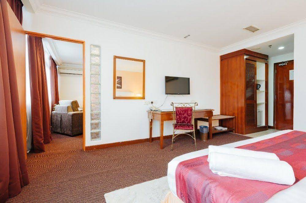 TH Hotel Kelana Jaya