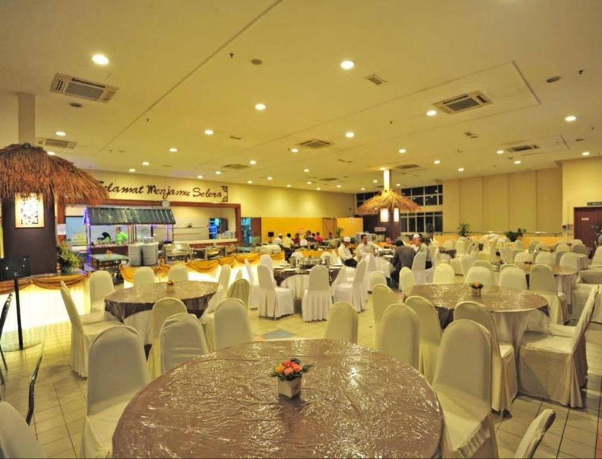 TH Hotel Kelana Jaya